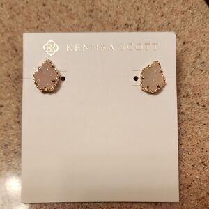 Kendra Scott Cream and Gold Teardrop Earrings